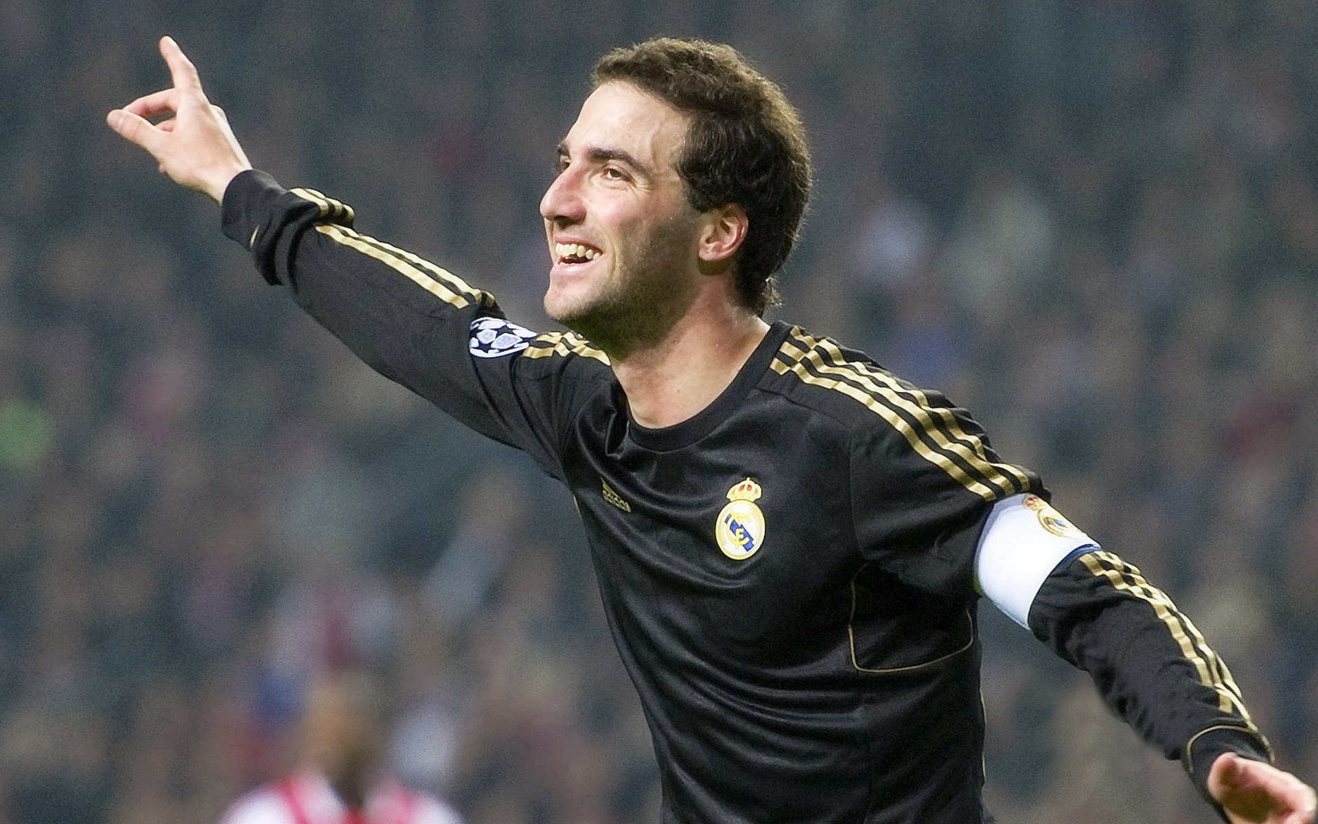 kaiyun登录入口-英超豪门教练更迭频繁，谁能稳住帅位？，英超主教练年薪排名