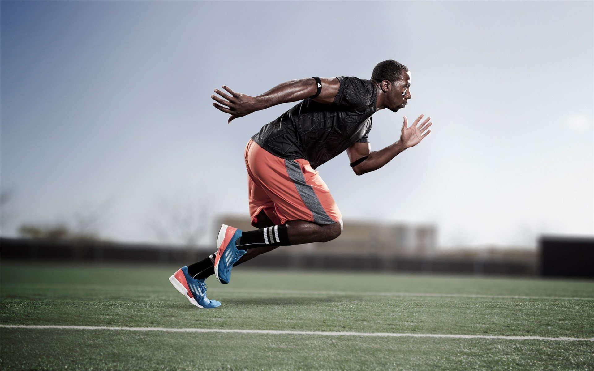 开云体育官方下载-赛场“恶战”：悬念迭起的激烈对决